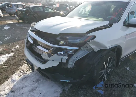 2019 Honda Pilot Touring z USA, uszkodzony, nr VIN 5FNYF6H98KB000839